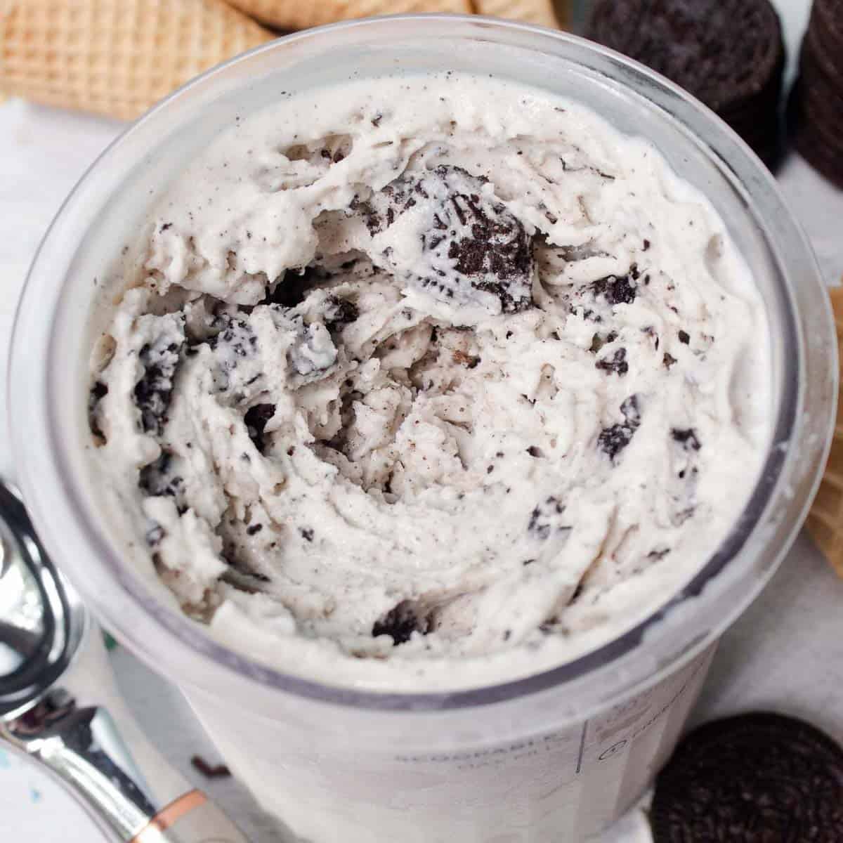 Ninja-Creami-Cookies-and-Cream-Ice-Cream