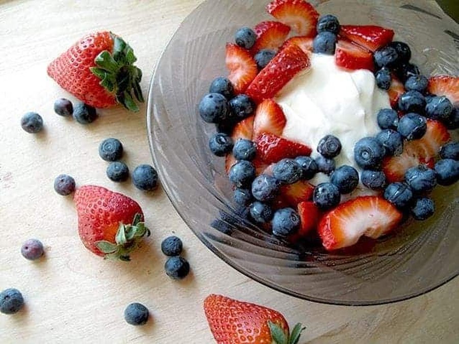 Greek Yogurt with Fresh Berries