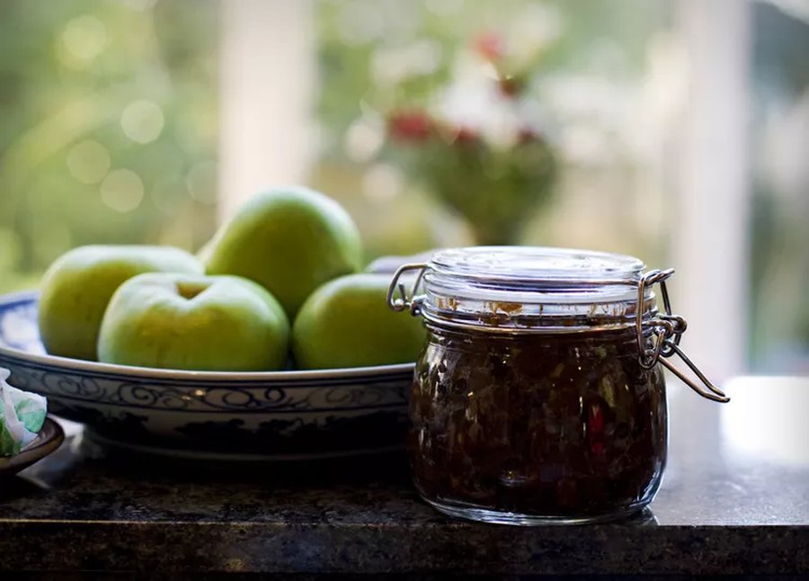 Green Tomato Mincemeat Pie