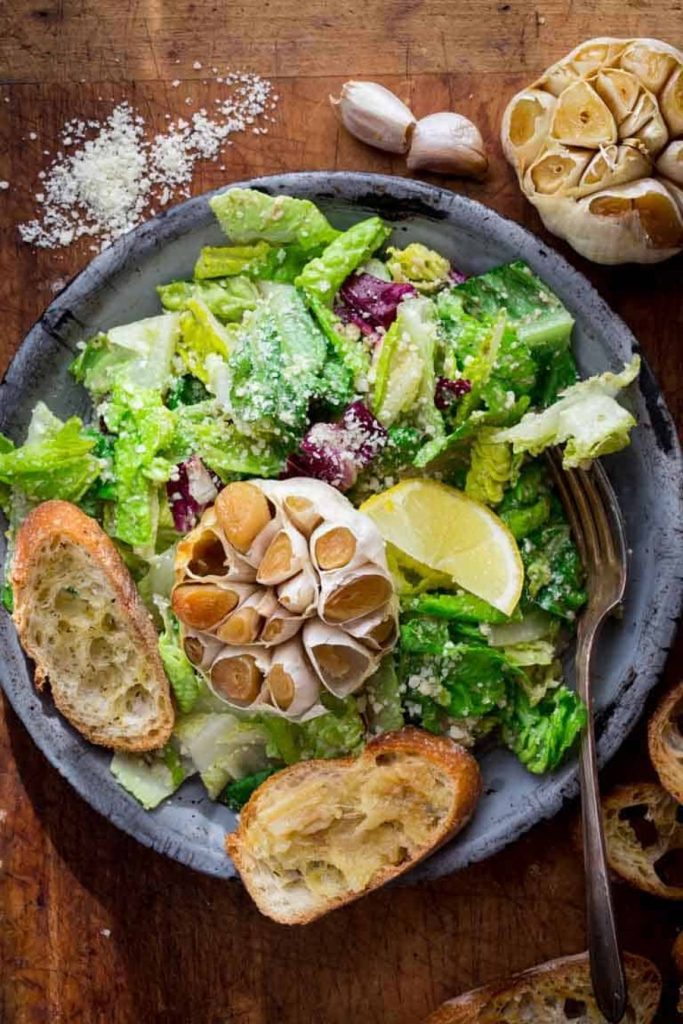 Grilled garlic Caesar salad