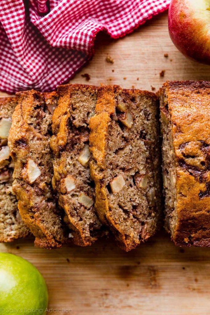 Apple Cinnamon Bread