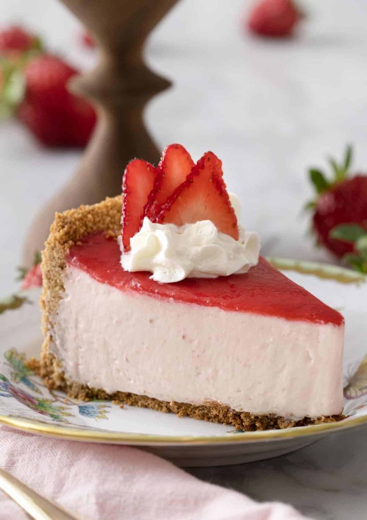 No-Bake Strawberry Cheesecake