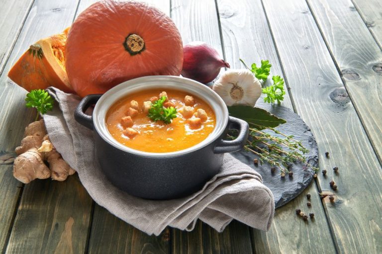 9 Delicious Fall Soup Recipes to Warm Up Your Autumn