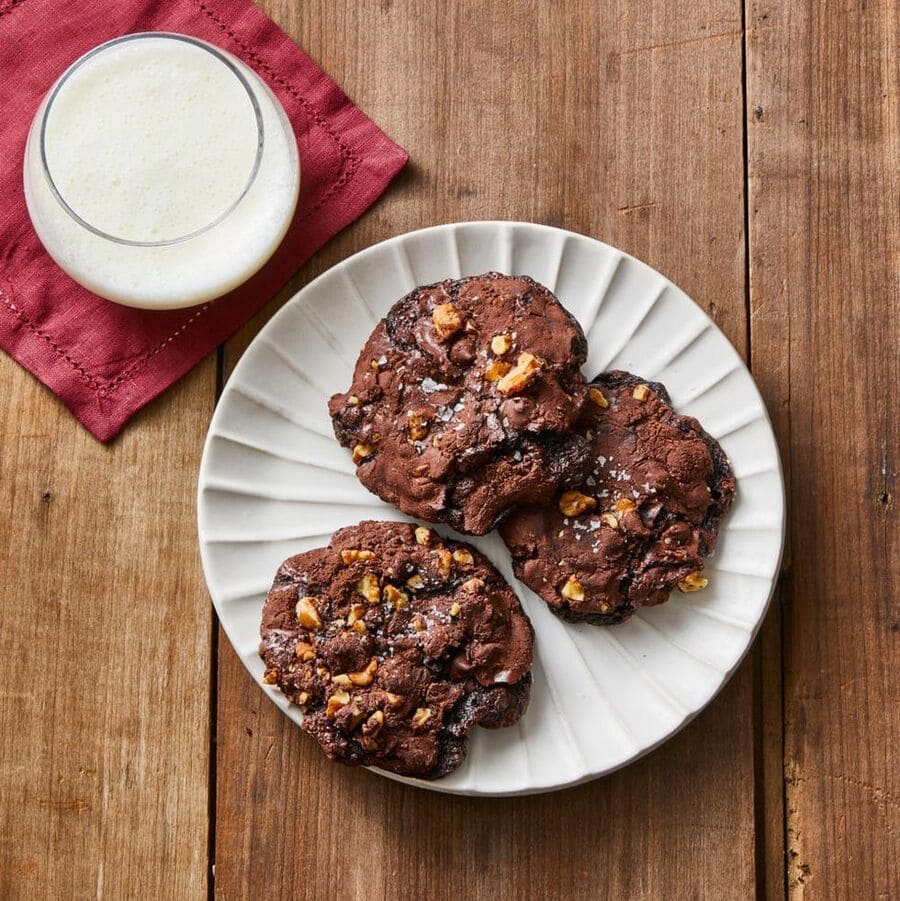  Flourless Chocolate Walnut Cookies