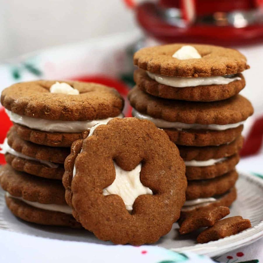 Gingerbread Cookie Sandwiches