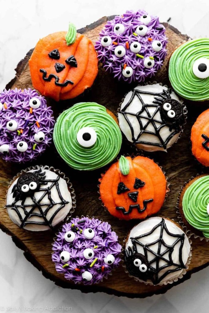 Mini Halloween Cupcakes