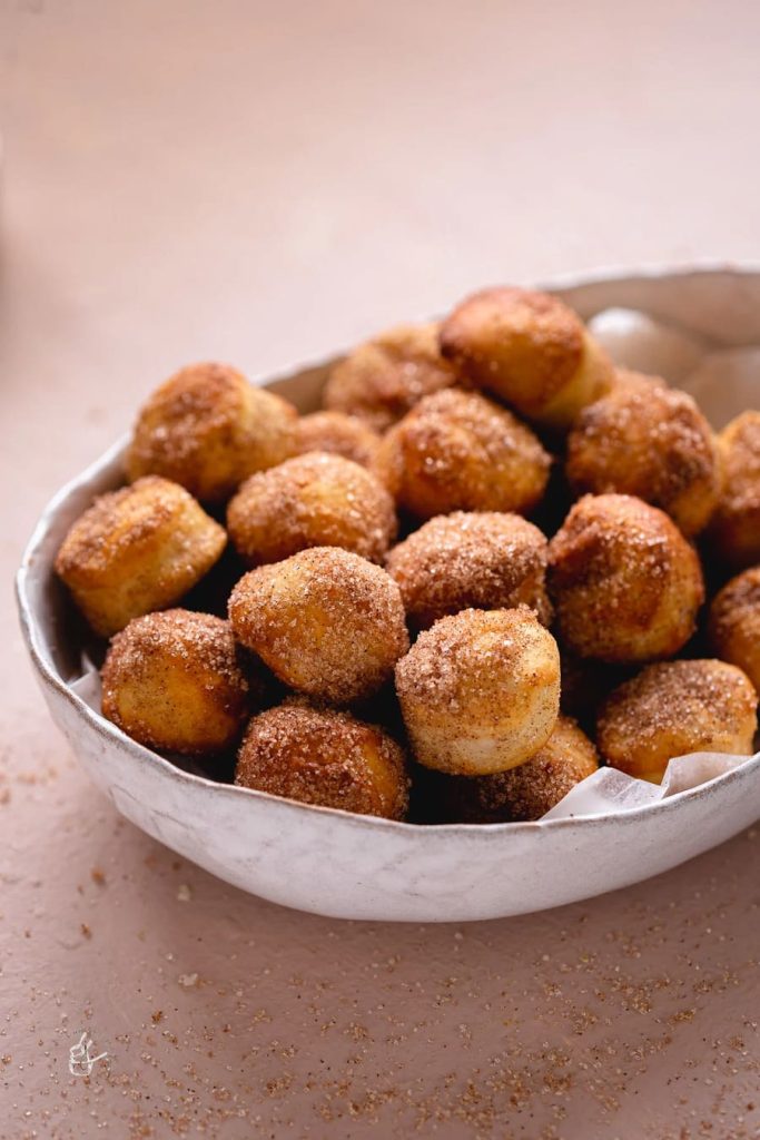 Air Fryer Cinnamon Doughnut Holes