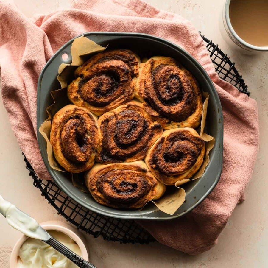 Air Fryer Cinnamon Rolls