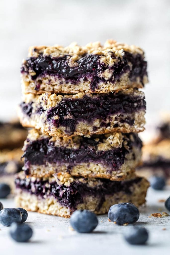 Blueberry Banana Baked Oat Bars