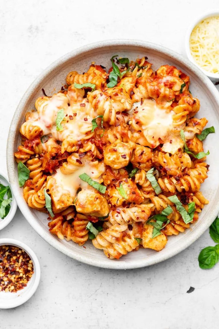 9 Delicious Recipes With Shredded Chicken And Pasta