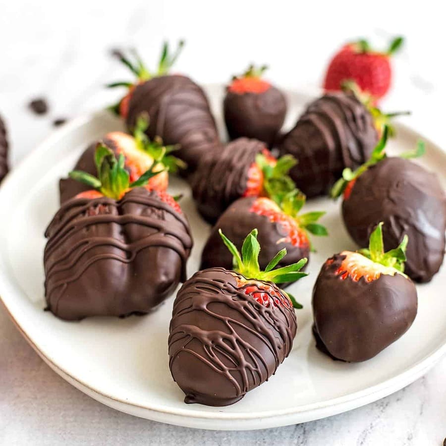 Dark Chocolate Dipped Strawberries