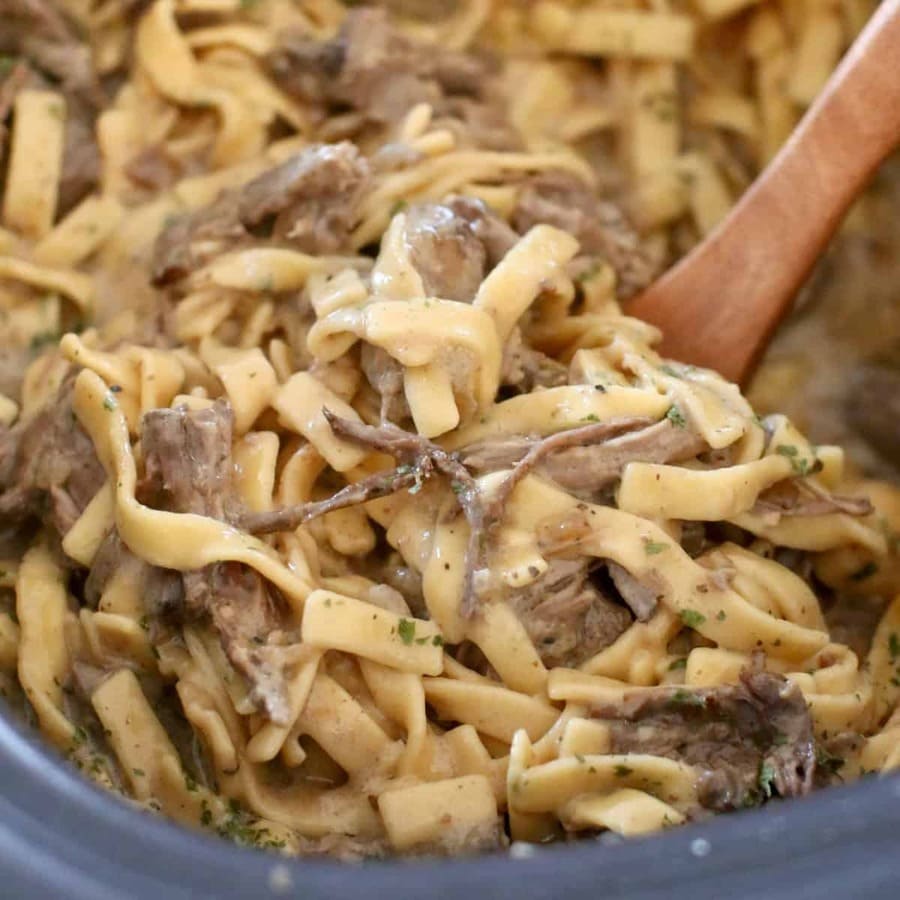  Slow Cooker Beef and Noodles