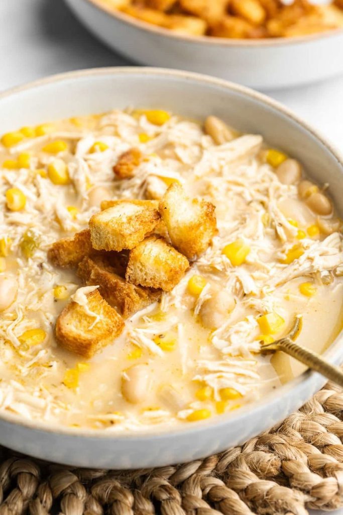 Slow Cooker White Chicken Chili