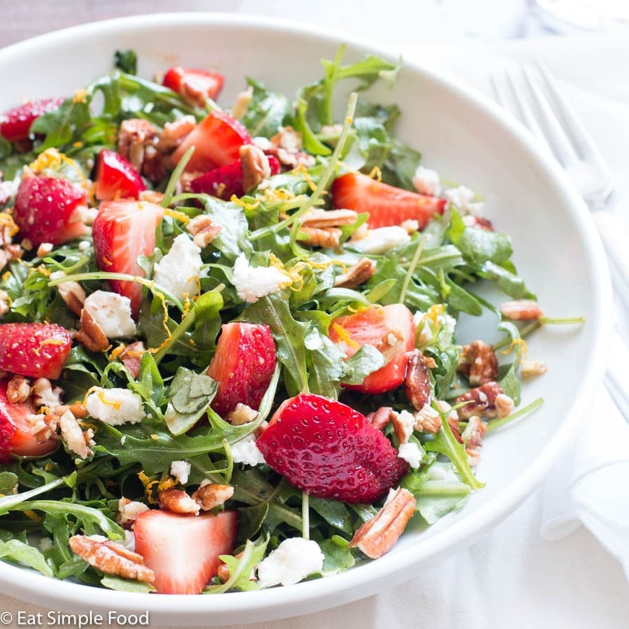 Arugula Goat Cheese Salad With Strawberries