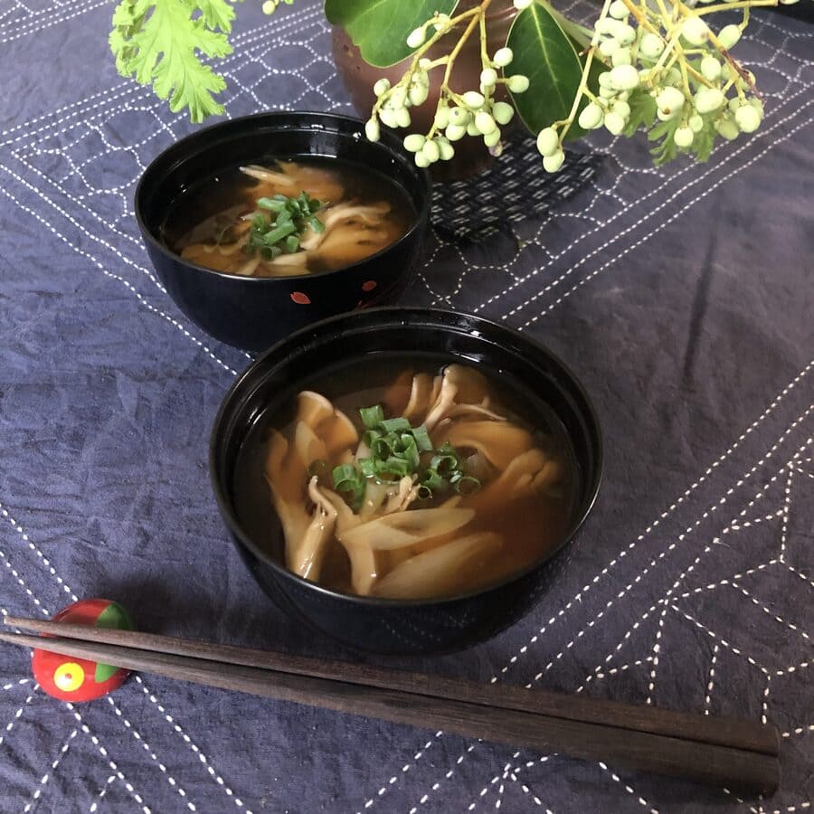 Miso Soup with Maitake Mushrooms