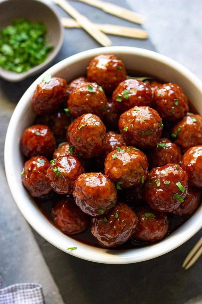 Slow-Cooker Grape Jelly Meatballs