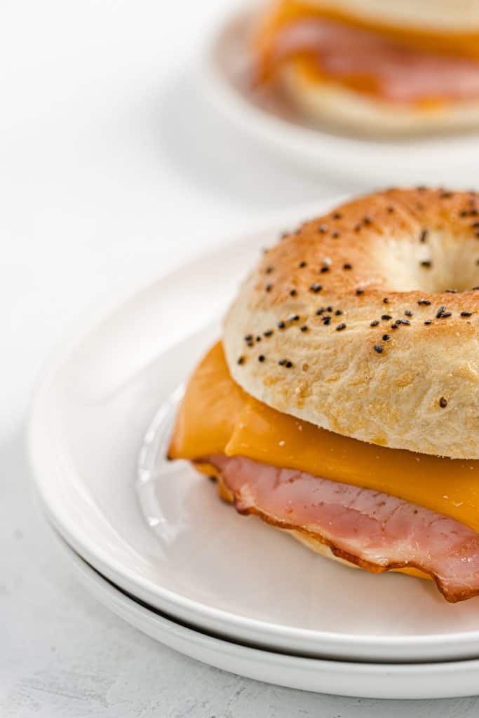 Bagel with Eggs and Cheese Recipe A Delicious Breakfast Delight