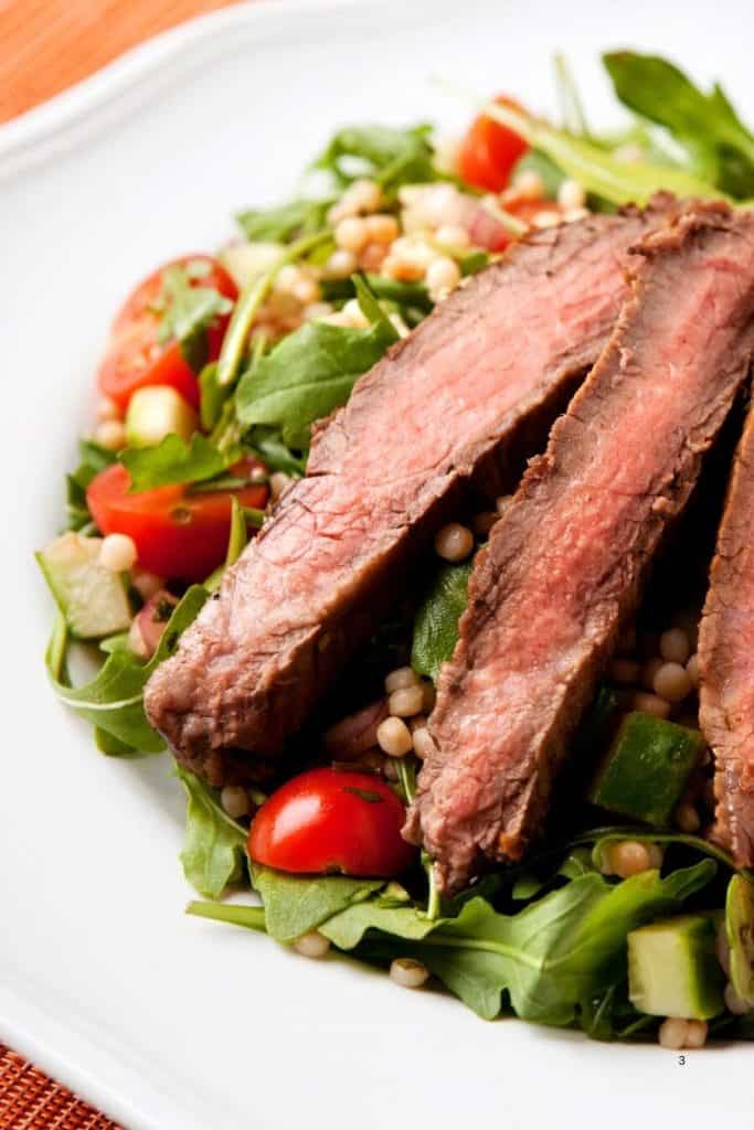 Chile-Lime Steak Salad: A Spicy and Refreshing Meal